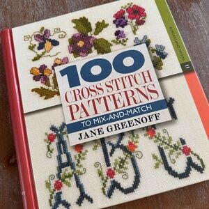 100 CROSS STITCH Patterns Book - By Jane Greenoff
